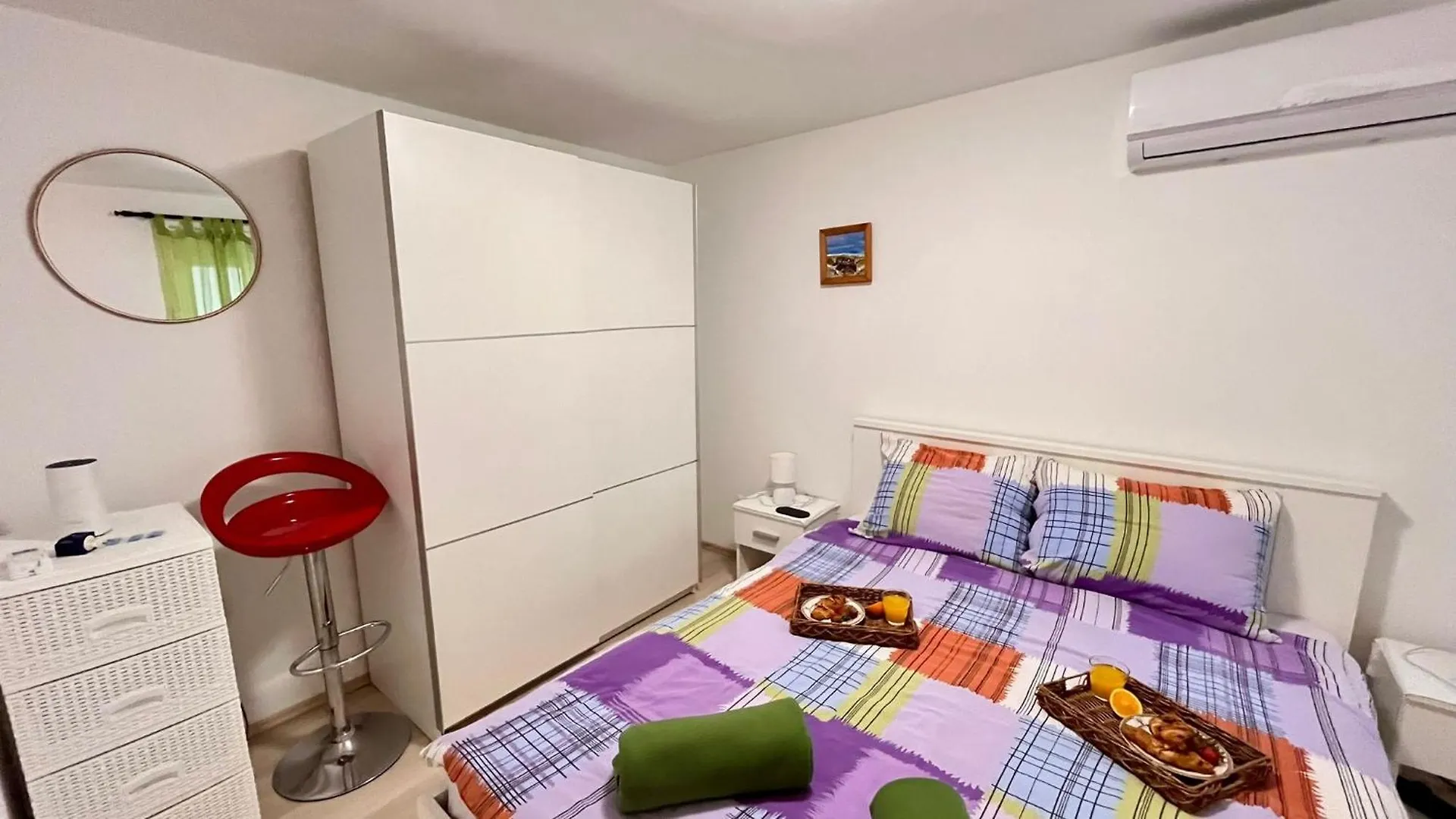 Holiday Apartment Dominik Pula 0*,