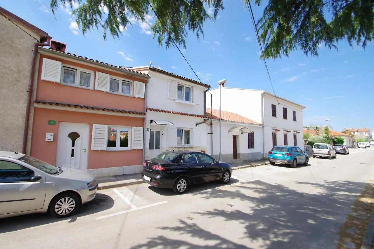 Holiday Apartment Dominik بولا